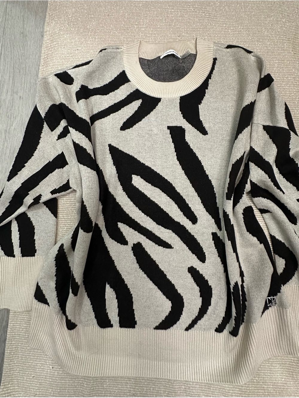 Calvin Klein Black & Cream Abstract Zebra-Print Crewneck Sweater